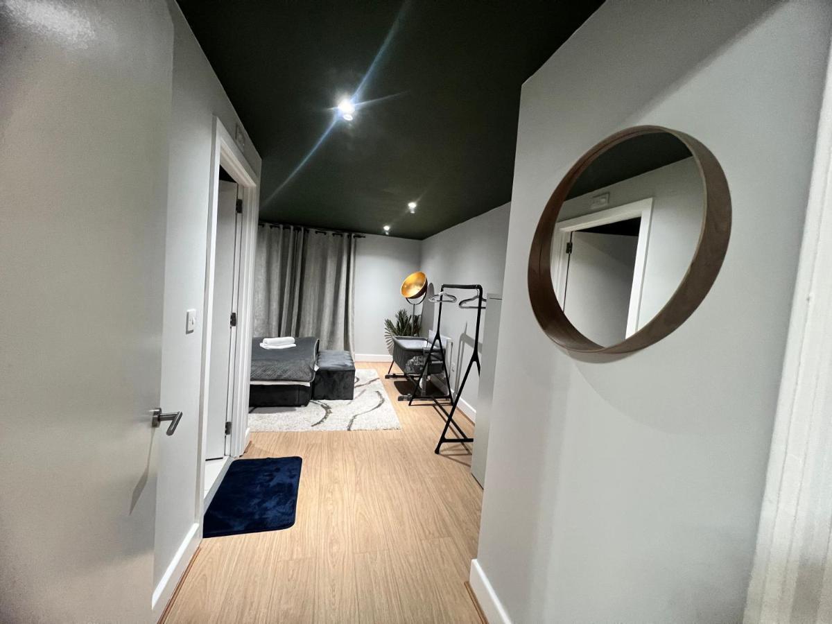 Elegant 3Br 2Bath Flat In Canary Wharf - O2 -Excel ลอนดอน ภายนอก รูปภาพ